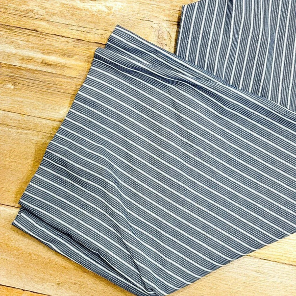 BELLE  VERE Wide blue and white striped pants - Picture 3 of 8